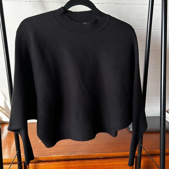 Bat Wing Sweater - Picture 3 of 5